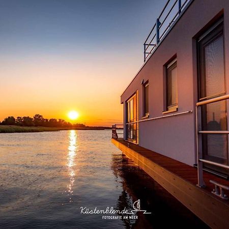 Hotel Hausboot Kranichnest Ribnitz-Damgarten Exterior foto